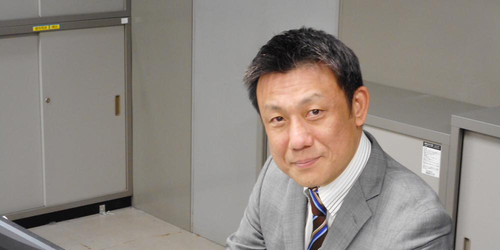 営業部 部長 吉田 正成
